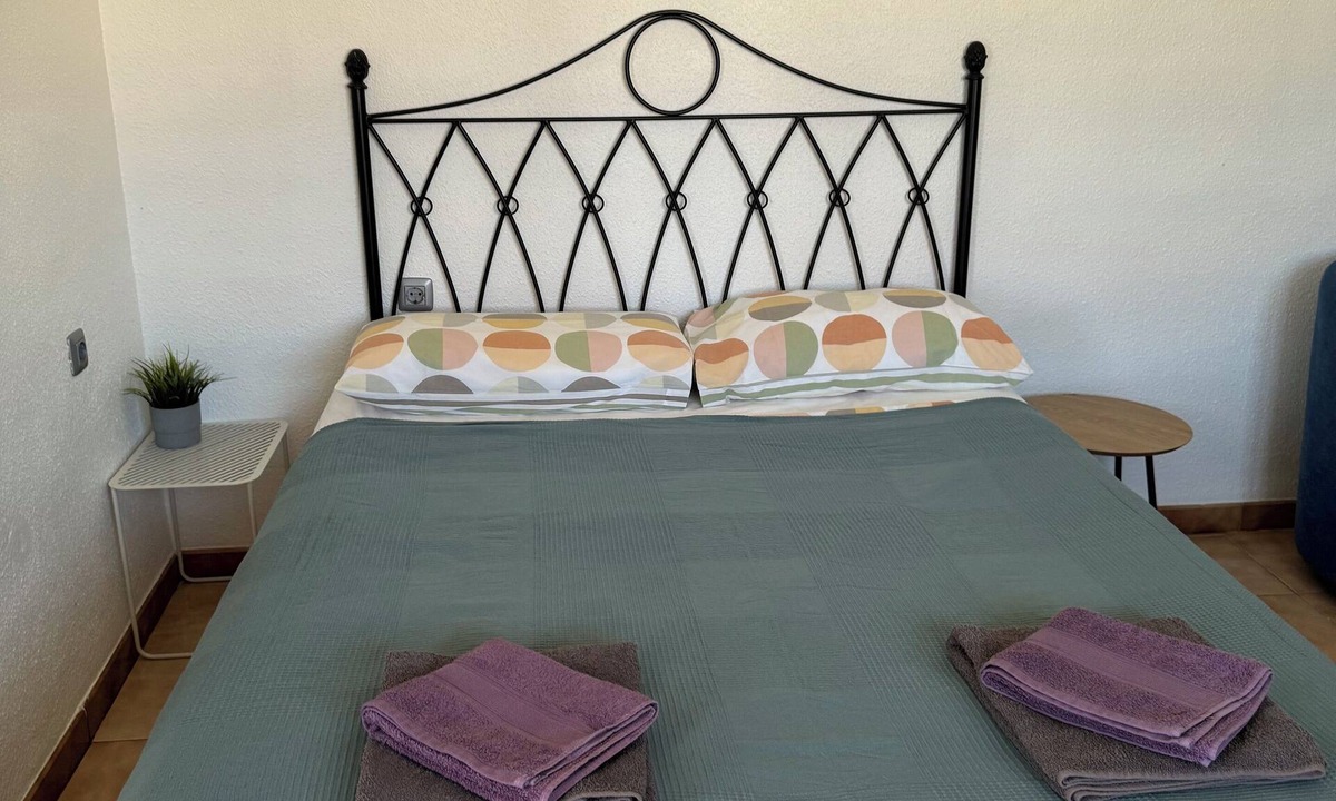 Los Urrutias Apartment | Mar Menor Studio Cielo - pet-friendly, pool and wi-fi