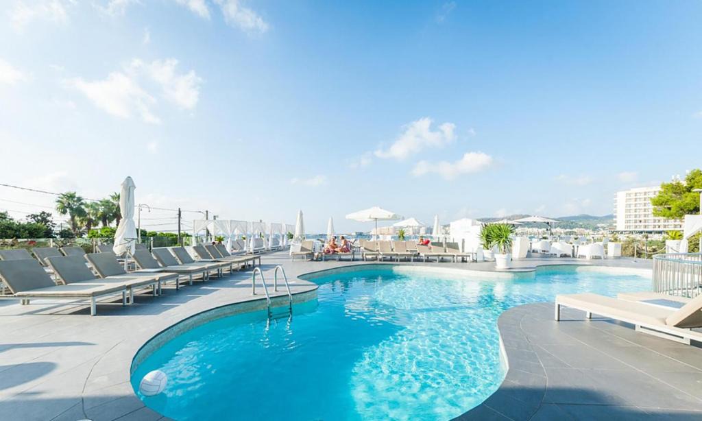 Sant Antoni de Portmany Apartment | Marina Playa Hotel Apartments by Typic Hotels - Adults Only