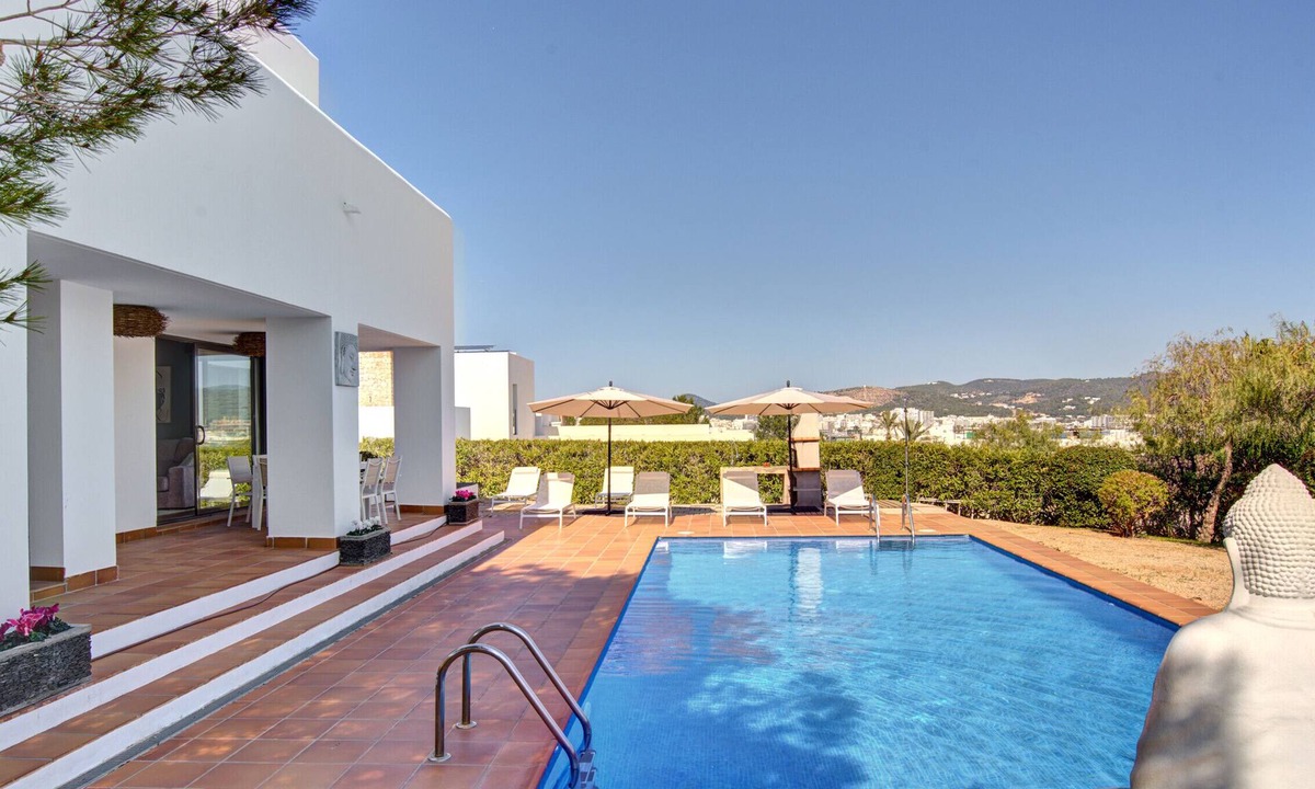 Cala de Bou Villa | MAUI, Villa. Ibiza. Villa with pool in the bay of San Antonio