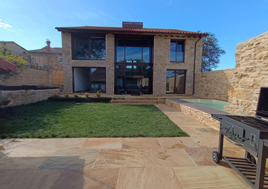 Valderredible House | MIRADOR DEL HITO I y MIRADOR DEL HITO II