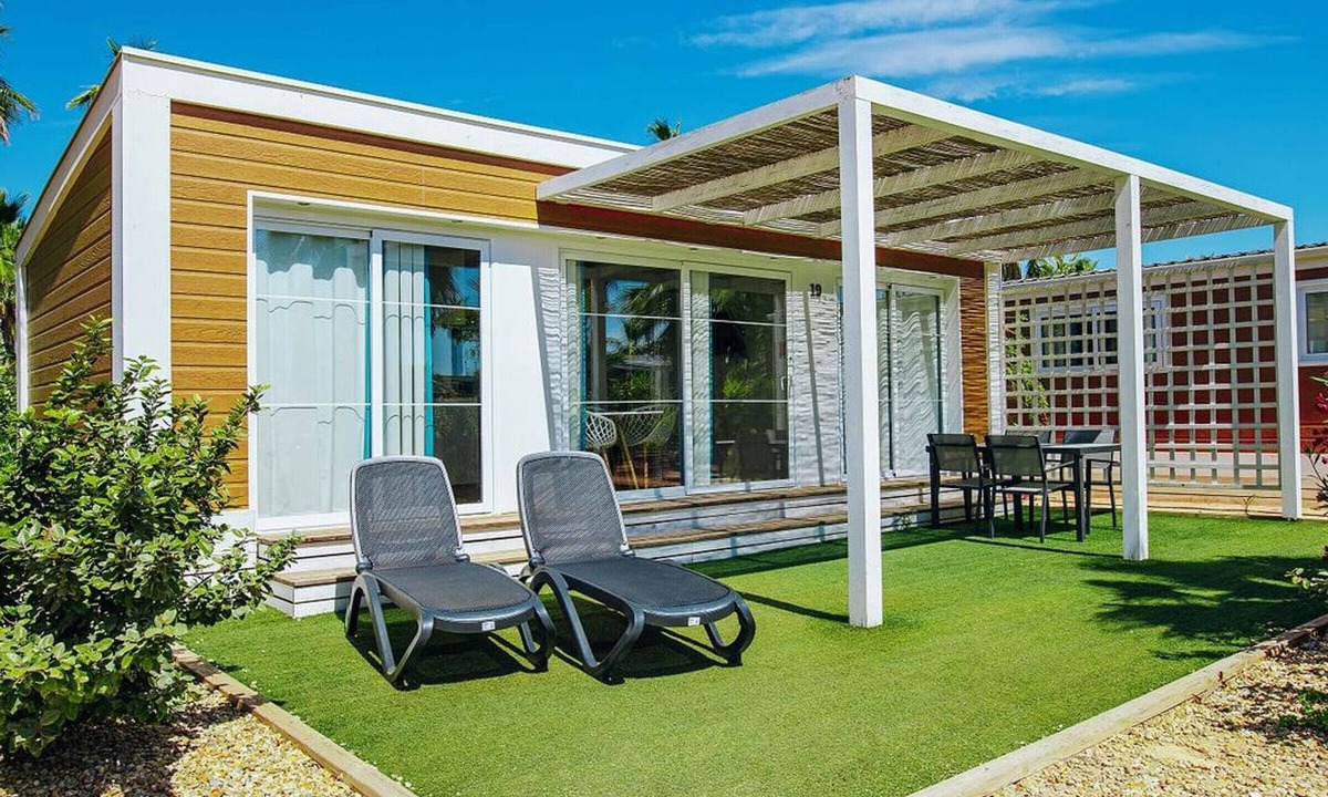 Crevillente House | Mobile Home with Terrace in Crevillent