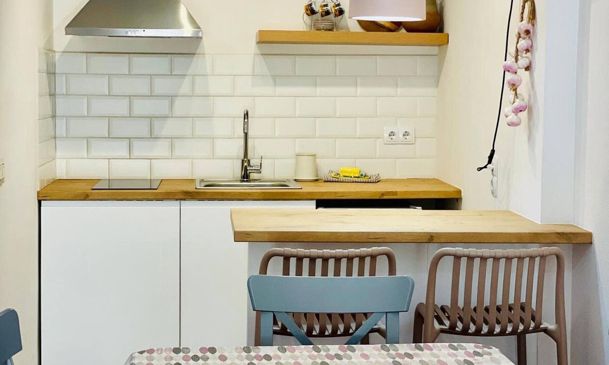 Canfranc-Estacion Apartment | Modern Apartment in Canfranc with Terrace