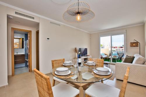 Les Deveses Apartment | Playa Santa Ana Apartamento en Adosado con Piscina Terraza Parking y Playa a 2 Minutos