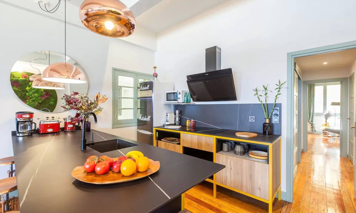 San Sebastian Apartment | Radiant Sea View luxury apartment. Zurriola beach Waterfront.