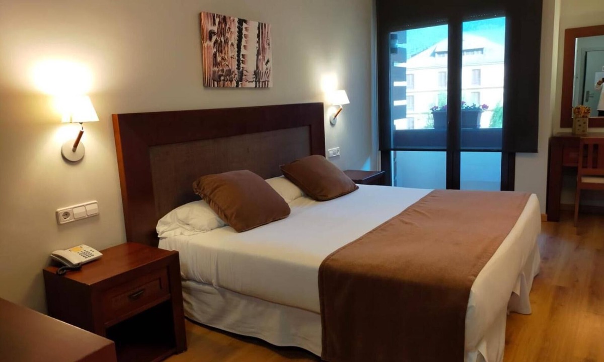 Espot Hotel | Roca Blanca