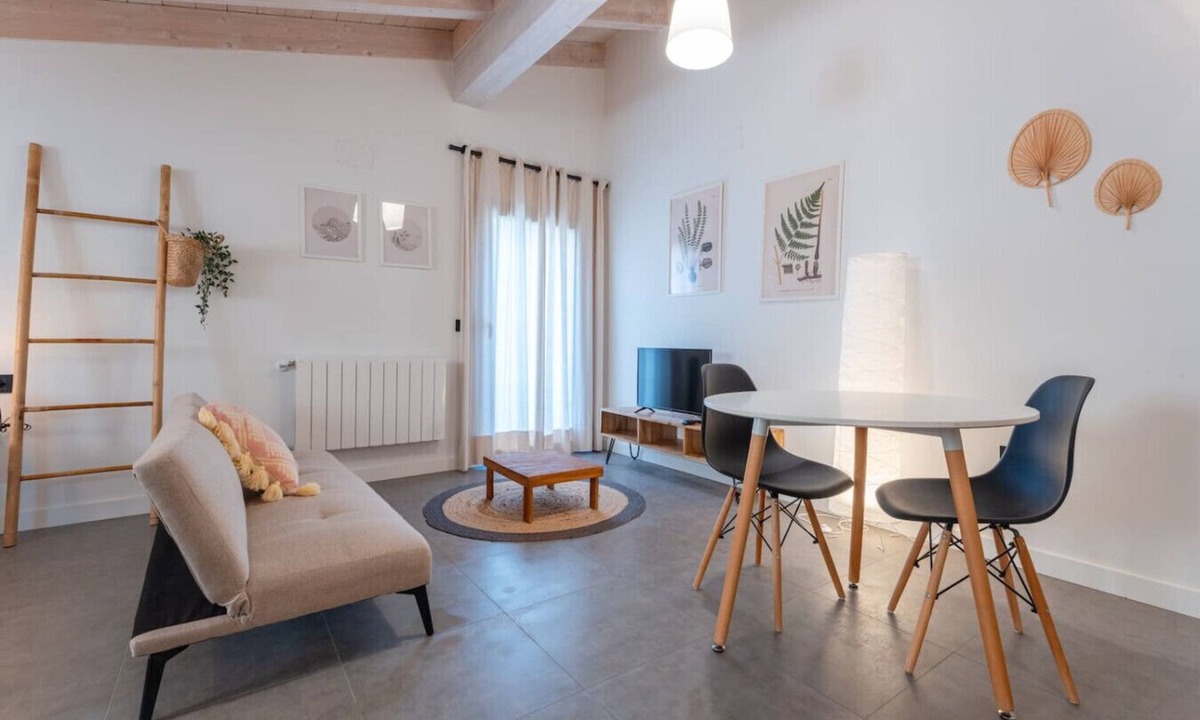 Villafufre Apartment | Sandoñana Palace | by Urban Hosting suite 11