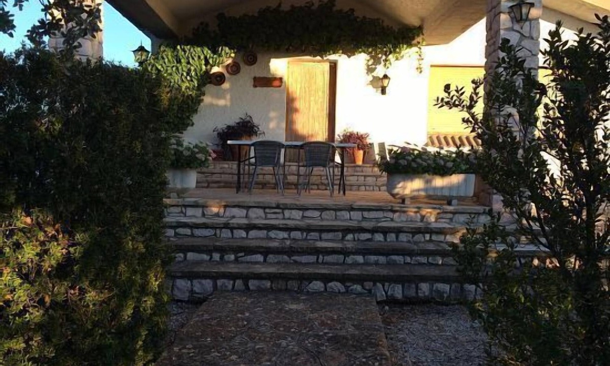 Ager Cottage | Self catering La Roureda for 9 people