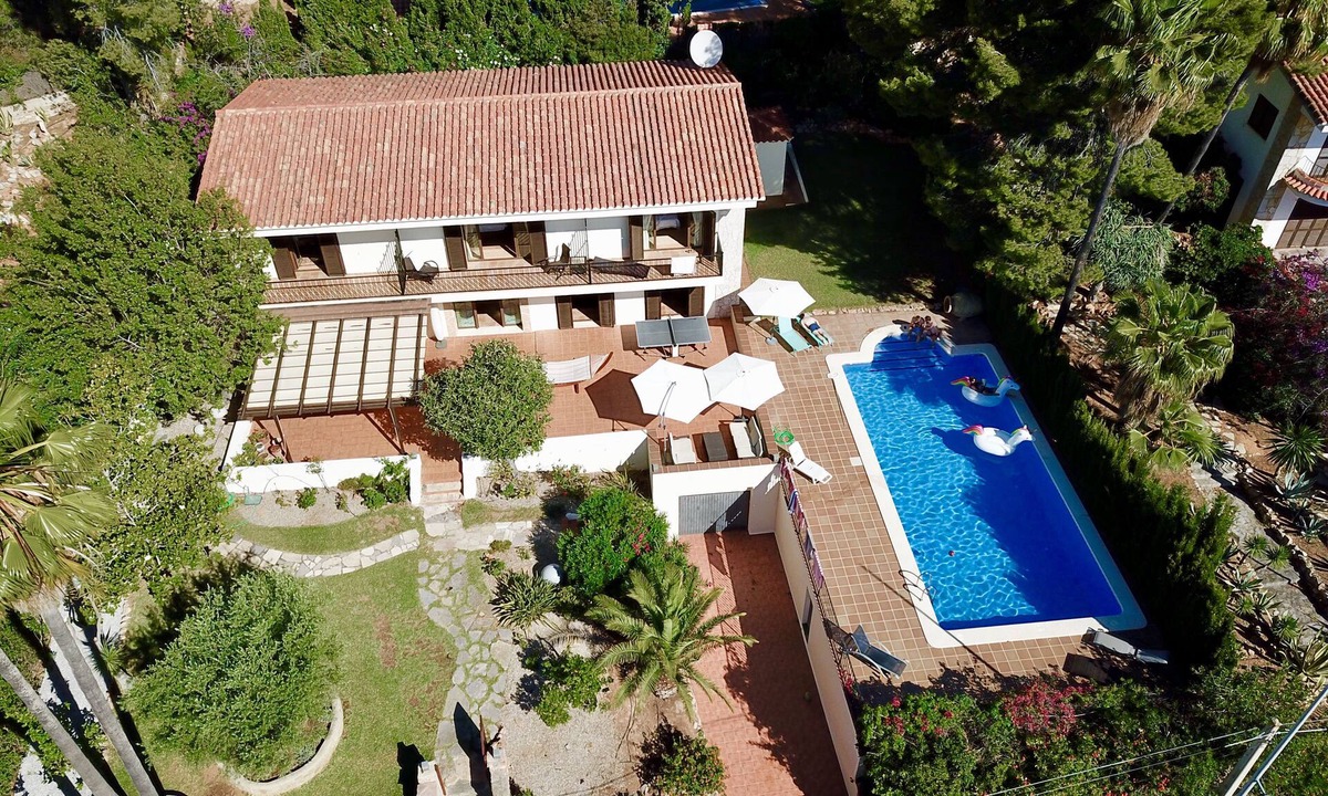 Alcossebre Villa | Stunning luxuriously equipped Villa.Large Private Pool,Secluded Gardens&SeaViews
