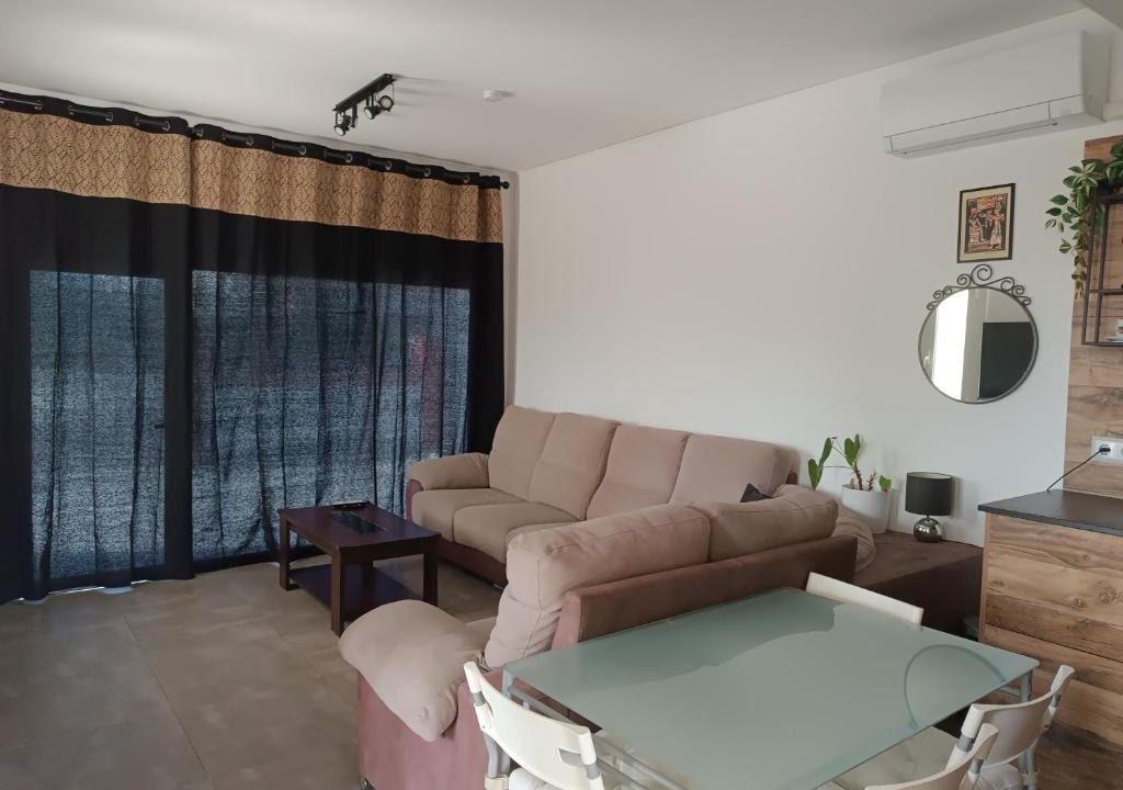 La Pobla de Montornes House | Suite Poblamar