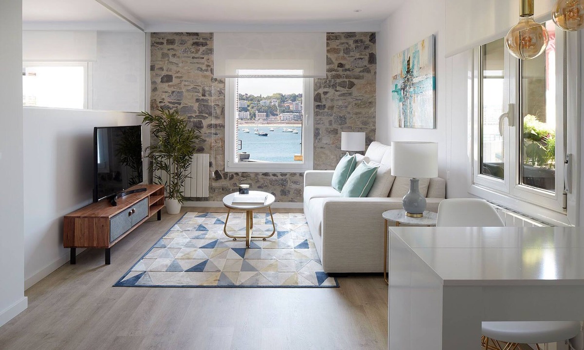 Old Town Apartment | Txintxorro by FeelFreeRentals