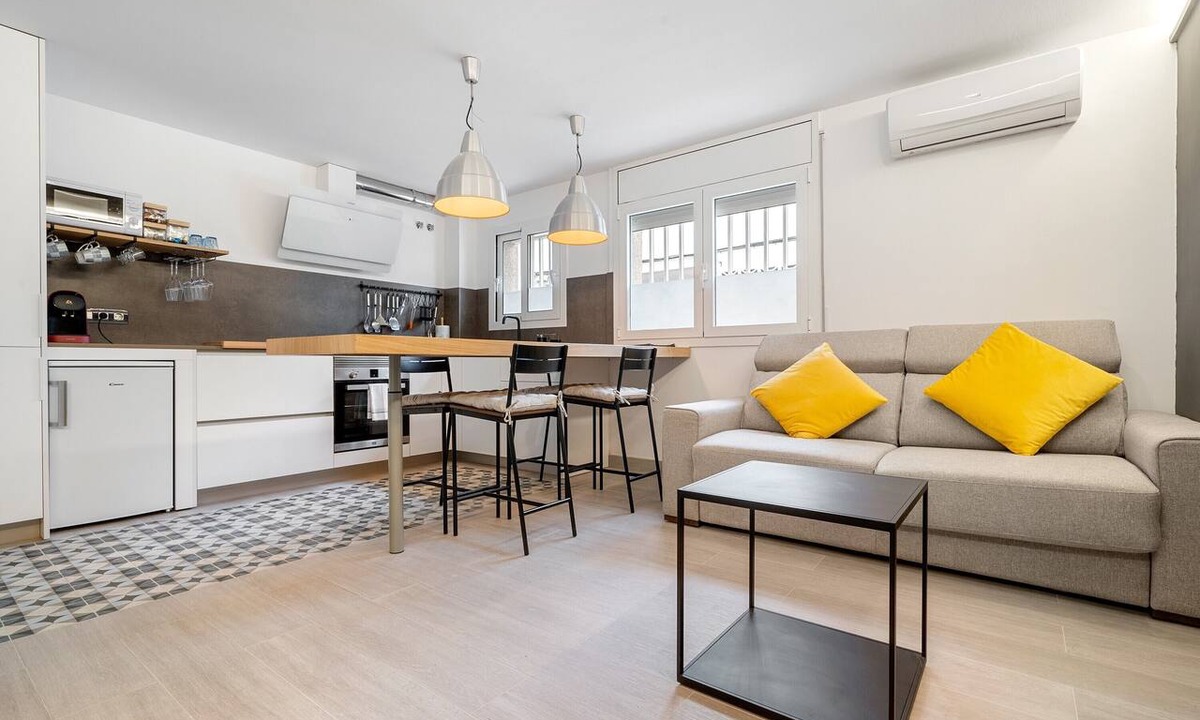Calafell Apartment | Vacation Apartment "Kaixo" with Air Conditioning and Wi-Fi