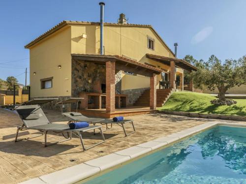 La Bisbal del Penedes Villa | Villa Can Gordei by Interhome