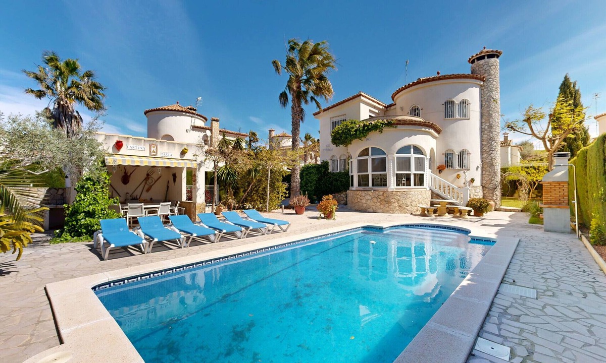 El Perello Villa | VILLA NAILI