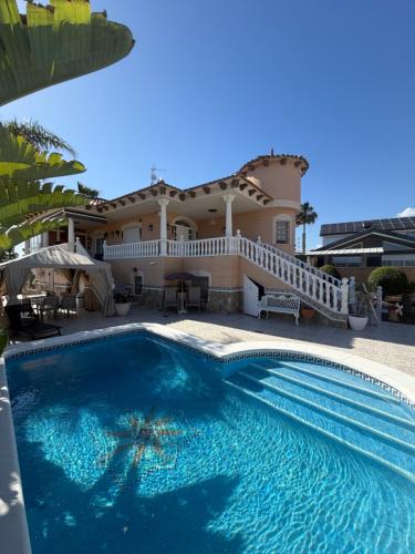 Benferri Villa | Villa Paradise