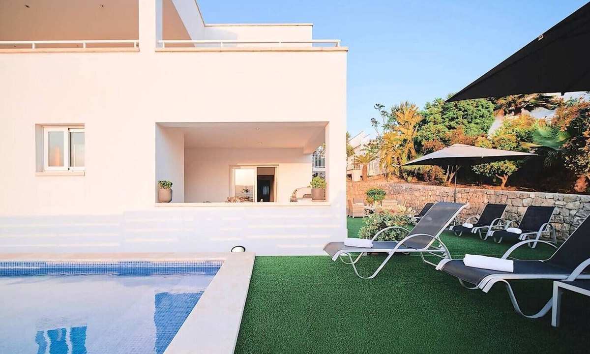 Santa Eulalia del Rio House | Villa Romeo near Talamanca Beach and Ibiza Town