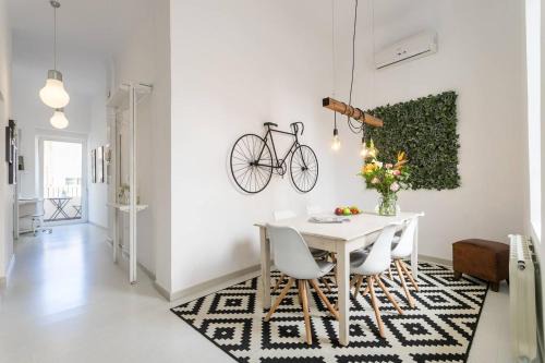 Ensanche Diputacion Apartment | White Loft Alicante