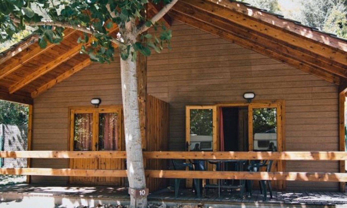 Montardit de Baix House | Wooden Bungalows near Sort - Pets Welcome