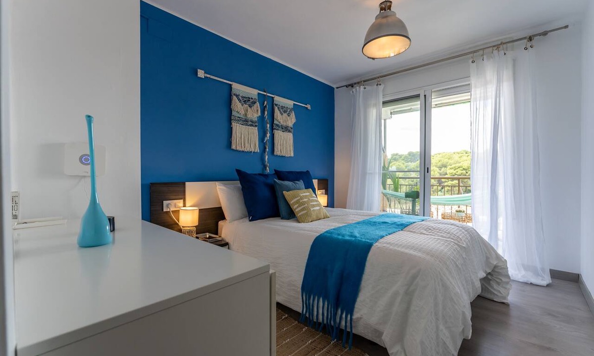 Cap de Salou Apartment | Your Beach Front Retro Hideaway in Salou
