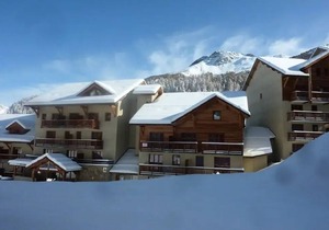 Les Chalets De Bois Mean - Large 3 room apartment for 8 people Les Orres 1800 in LES ORRES