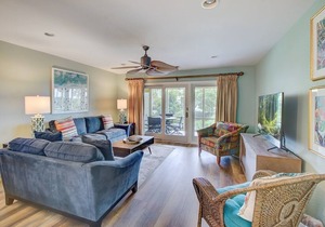 Mariner's Walk 9C/ 2 BR Near Ocean Condo w/ Wild Dunes Amenities! in Isle of Palms