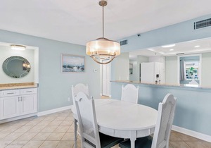 Perfect GULF Getaway - Reef Club 303 in Indian Rocks Beach