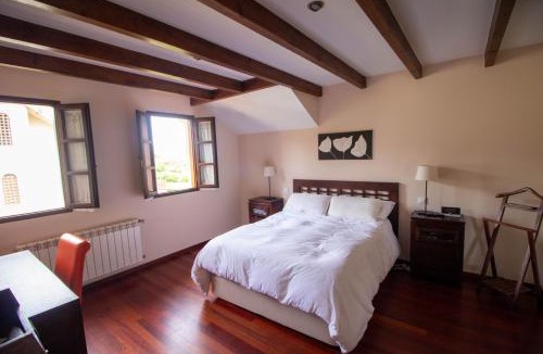 Liandres Apartment | Ático con piscina junto a Comillas y Playa de Oyambre