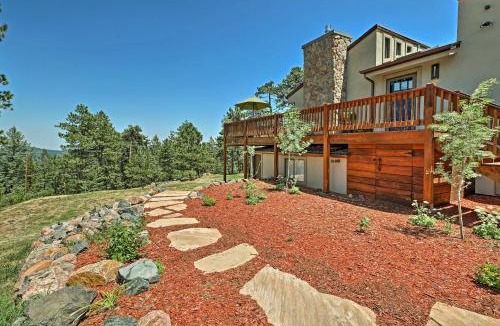 Doubleheader House | 12 Mi to Red Rocks: Morrison Home w/Deck