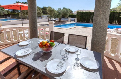 Les Tres Cales Villa | 170 m² Villa ∙ 4 bedrooms ∙ 9 guests