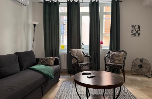 Zaragoza Old Town Apartment | 18 Torres Santa Cruz