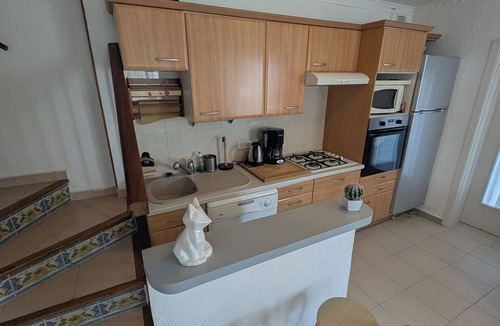 Vidreres Apartment | 2 BEDROOM APARTMENT 10 MINUTES FROM THE SEA WITH SWIMMING POOL