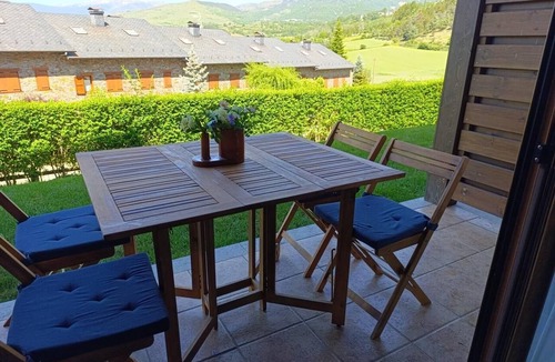 Llivia Apartment | 3 rooms ground floor apartment with Wifi