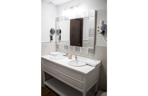 Siguenza Apartment | Accommodations Victoria Luxury Loft II