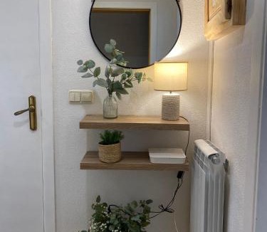 Jaca Apartment | Acogedor apartamento con piscina compartida y opción a parking