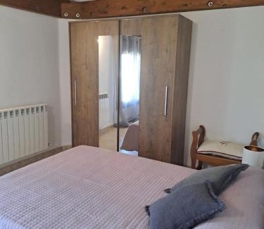 Adahuesca Apartment | Adahuesca Apartamento La Pilarica