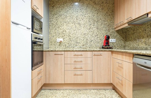 La Massana Apartment | AndBnB I Spacious and Cozy Retreat I 9 Min to Ski Lift