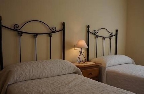 Noviales Cottage | Apart. THE ERAS SIERRA DE AYLLON A (4 PEOPLE)
