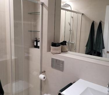 Romareda Apartment | Apartamento Azabache