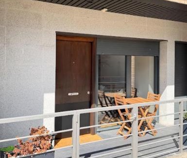 Buira Apartment | Apartamento con balcón y vistas a la montaña