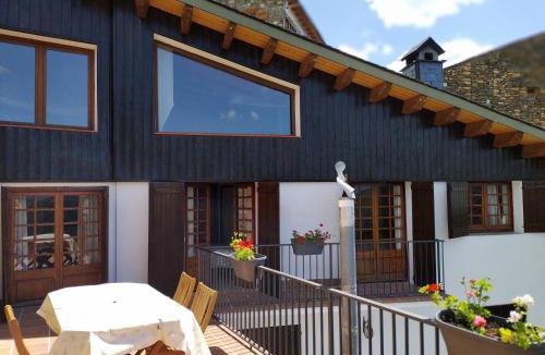 La Torre de Cabdella Ski Chalet | Apartamento con vistas en el corazón del Pirineo