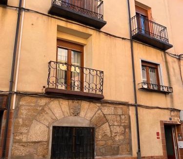 Murillo de Rio Leza Apartment | Apartamento Encantador de 4 Habitaciones en Murillo de Río Leza- La Rioja