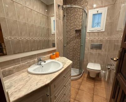 El Roc de Sant Gaieta Apartment | Apartamento familiar en Roc de Sant Gaieta, Roda de Bara