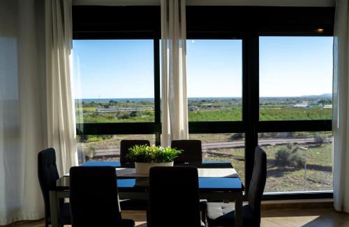 Torreblanca Apartment | Apartamento para 6 en Torreblanca con vistas, AC, wifi y cerca de la playa- Brisaazahar