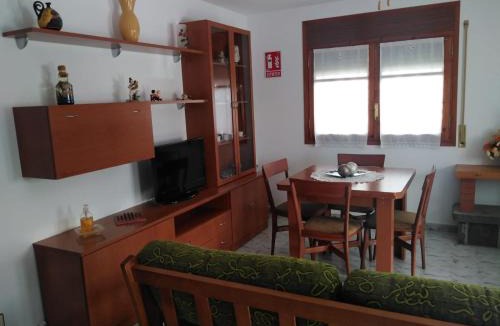Ainsa-Sobrarbe Apartment | Apartamento Rural Casa Paco con Jacuzzi exterior y barbacoa