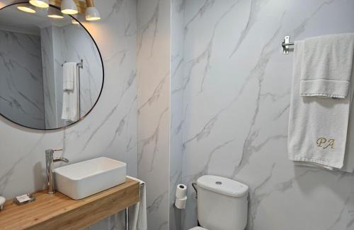 Ezcaray Apartment | Apartamentos Palacio Azcarate Calle Arzobispo Barroeta