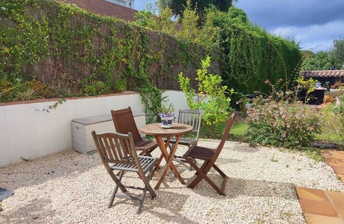 Premia de Dalt Apartment | Apartment 20 km from Barcelona, enjoy the beach and mountains