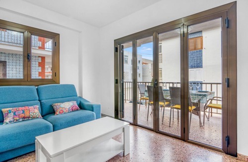 Oliva Apartment | Apartment “Brooklyn 1” with Wi-Fi, 1 Minute from the Beach
