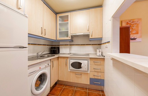 Vera Beach Apartment | Apartment 'En Urbanización Nudista' with Shared Pool, Wi-Fi and Air Conditioning