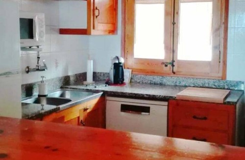 Bellver de Cerdanya Apartment | Apartment 3 rooms Fireplace, Views, Pet-Friendly & Dishwasher