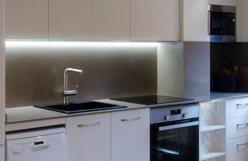 La Puebla de Castro Apartment | Apartment. Labitolosa, perfect for families and groups (Casa Albañil)