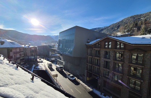 La Massana Apartment | Apartment in front of the Vallnord Pal gondola - Bike park (641)